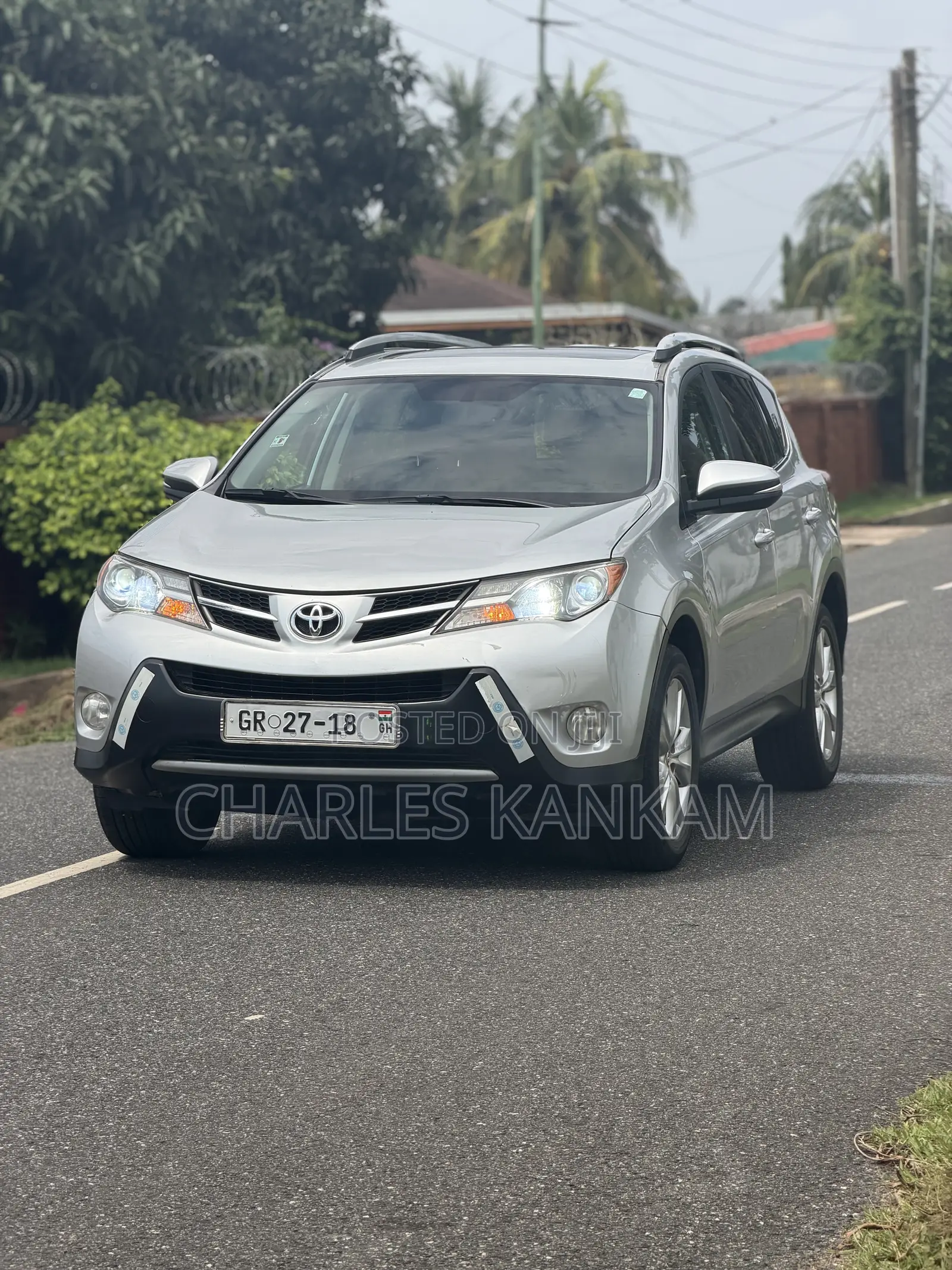 Toyota RAV4 Limited 4dr SUV (2.5L 4cyl 6A) 2015 Silver