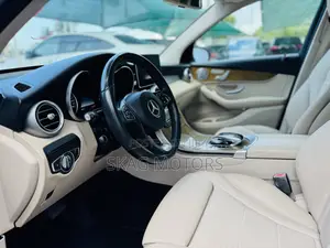 Mercedes-Benz GLC-Class 2017 Blue