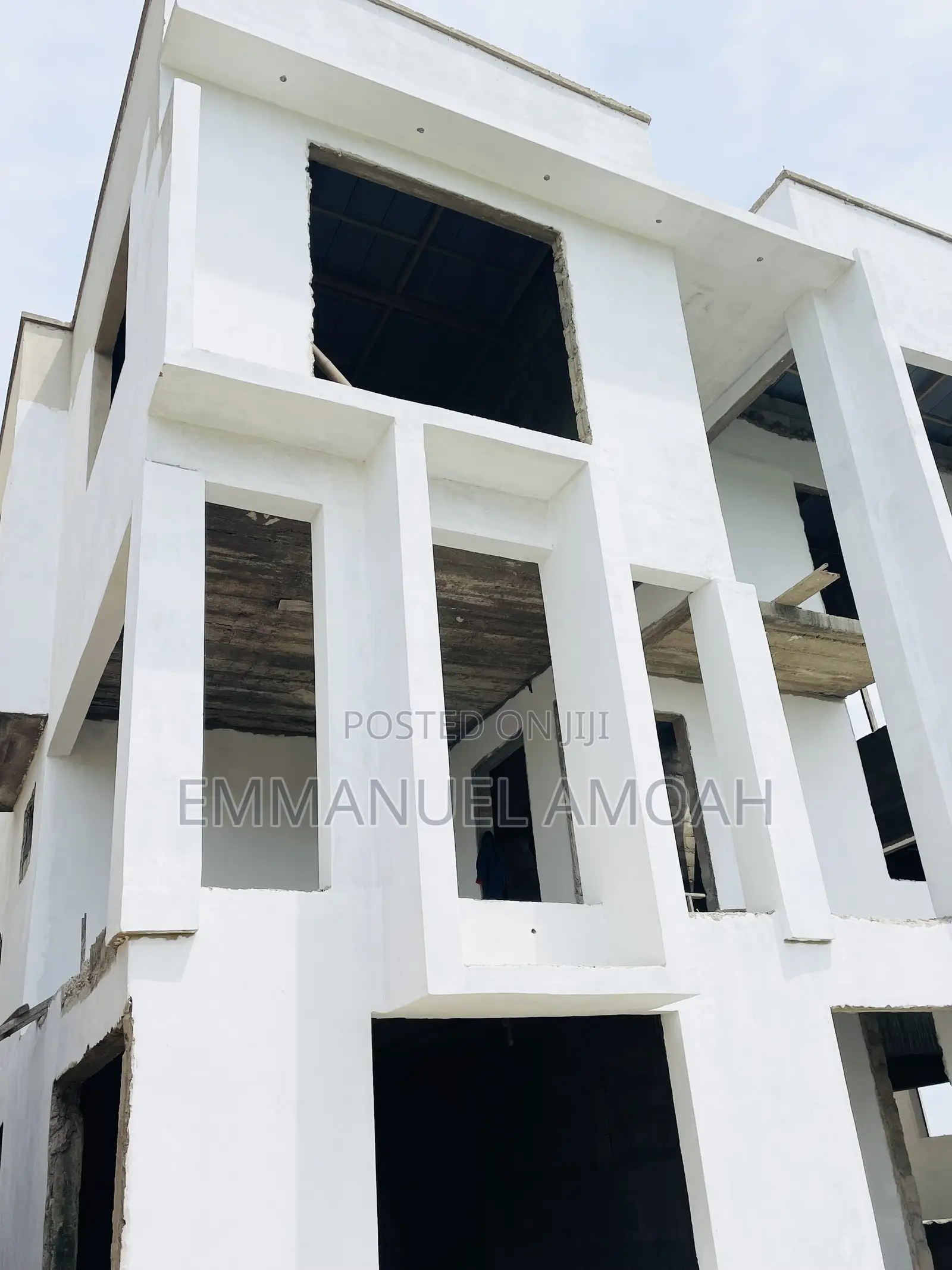 6bdrm House in Amoah Estates, Takoradi for sale