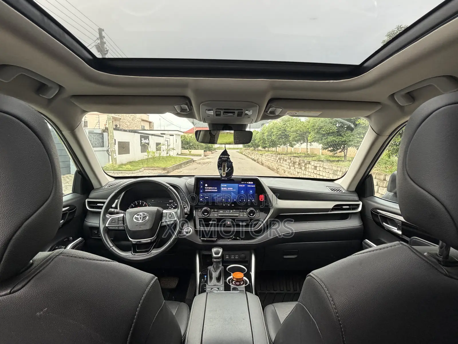 Toyota Highlander Limited AWD 2023 Black
