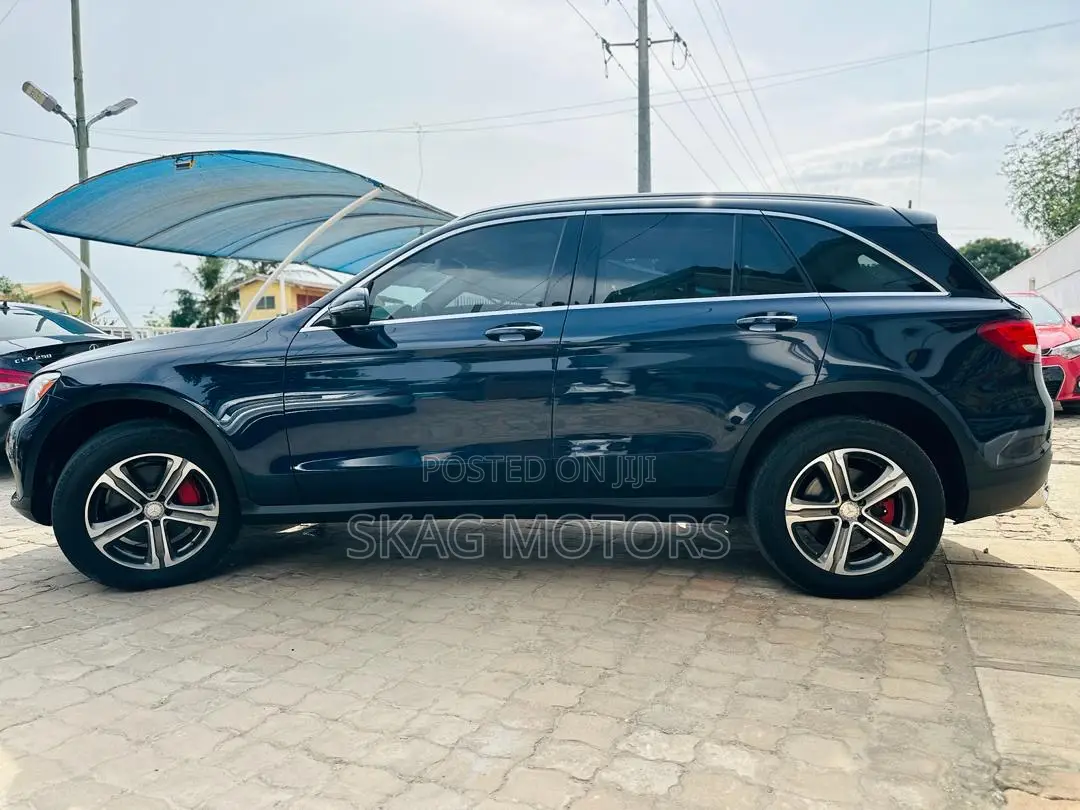Mercedes-Benz GLC-Class 2016 Blue