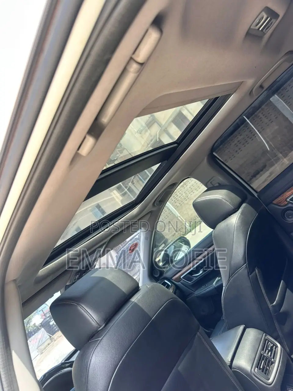 Honda CR-V Touring AWD 2019 White