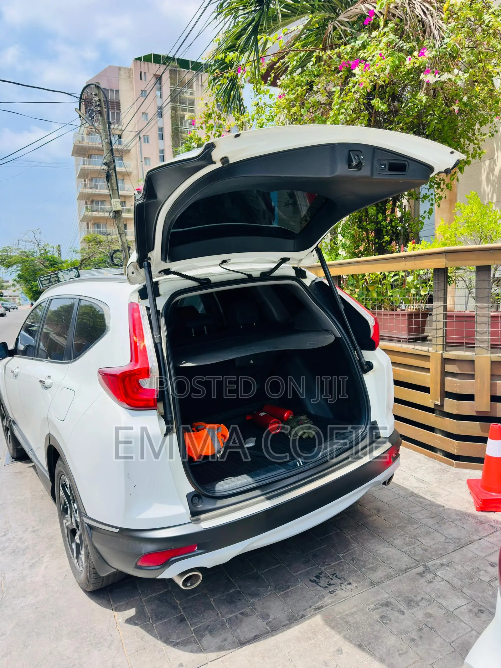 Honda CR-V Touring AWD 2019 White