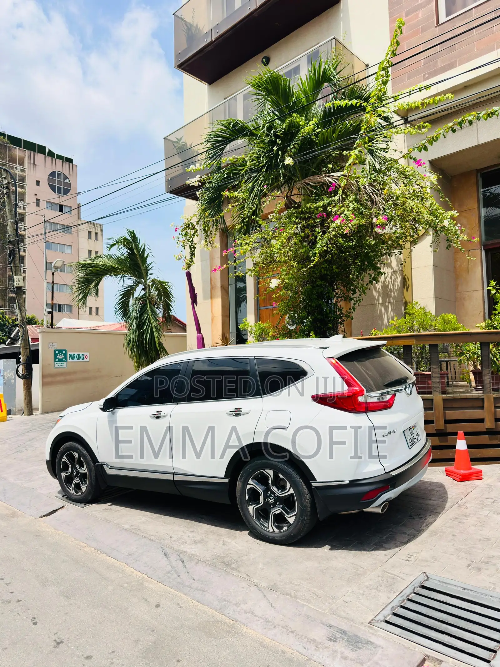Honda CR-V Touring AWD 2019 White