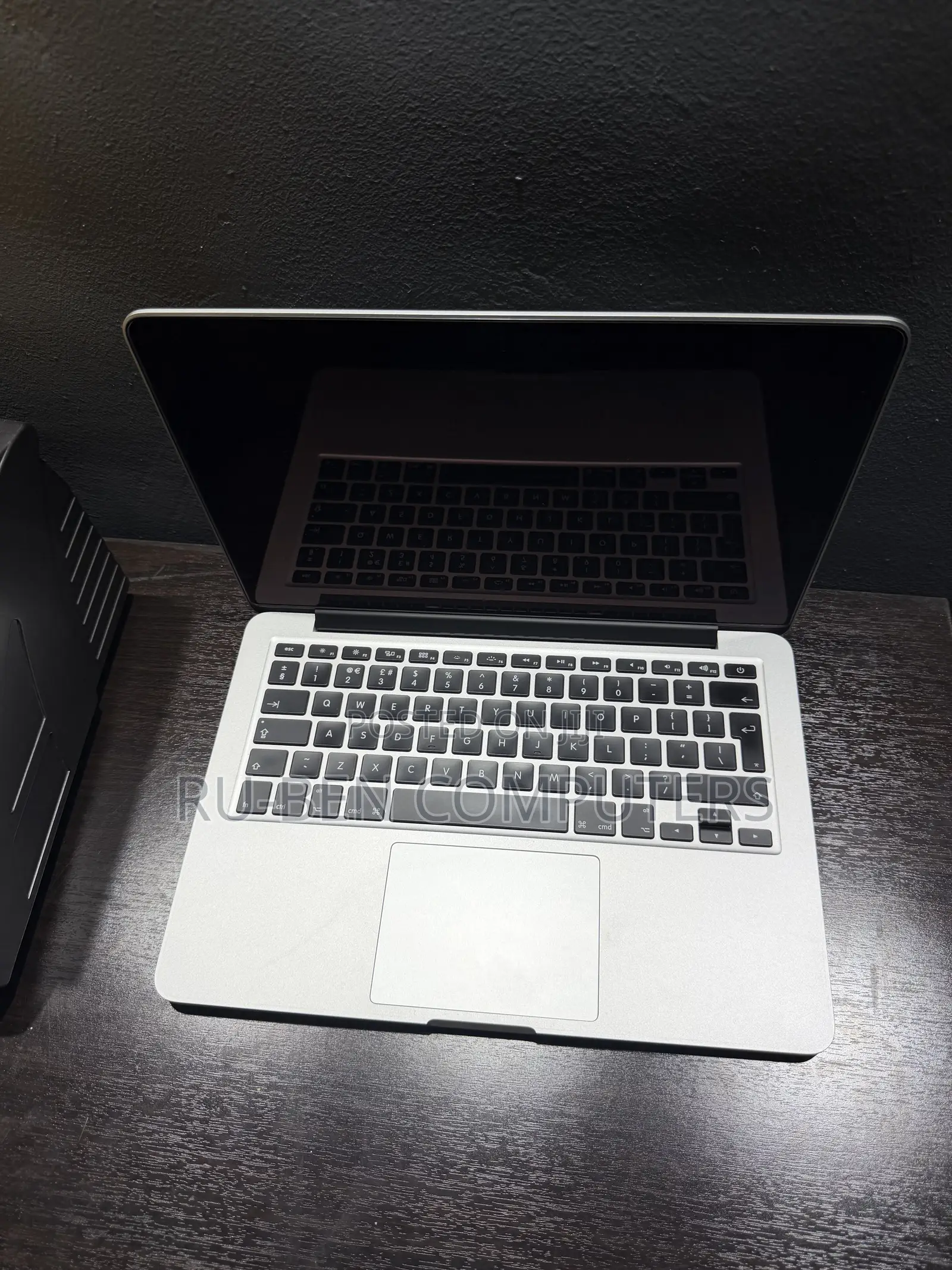 Laptop Apple MacBook Pro 2015 8GB Intel Core i5 SSD 256GB