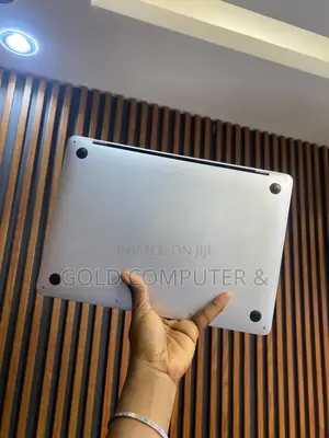 Laptop Apple MacBook Pro 2019 8GB