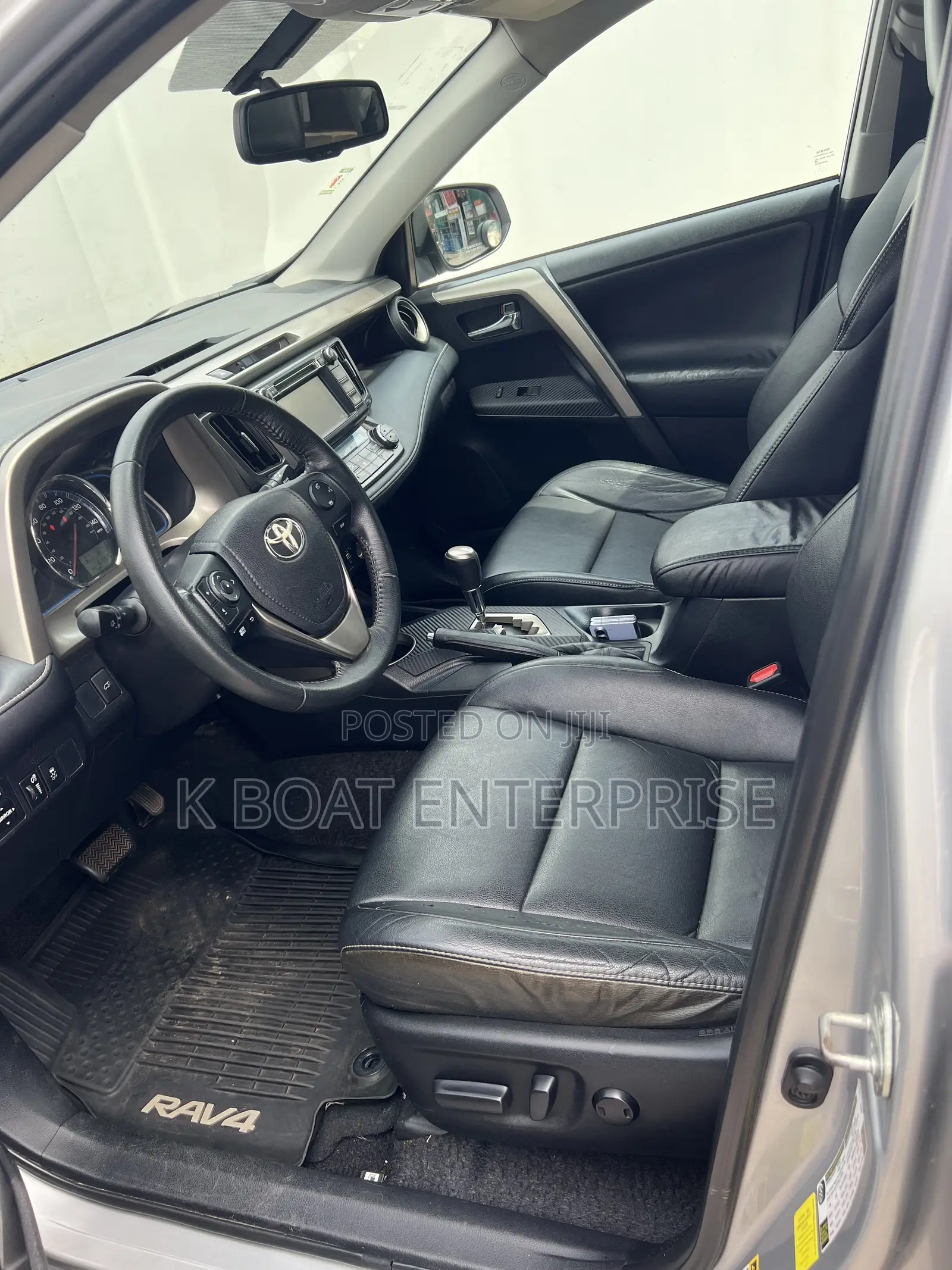 Toyota RAV4 Limited 4dr SUV (2.5L 4cyl 6A) 2015 Silver