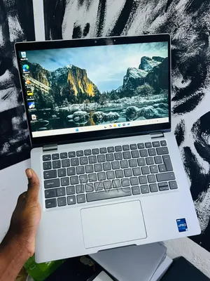 New Laptop Dell Latitude 5330 16GB Intel Core i7 SSD 512GB