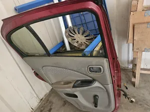 Nissan Almera 2002 Doors