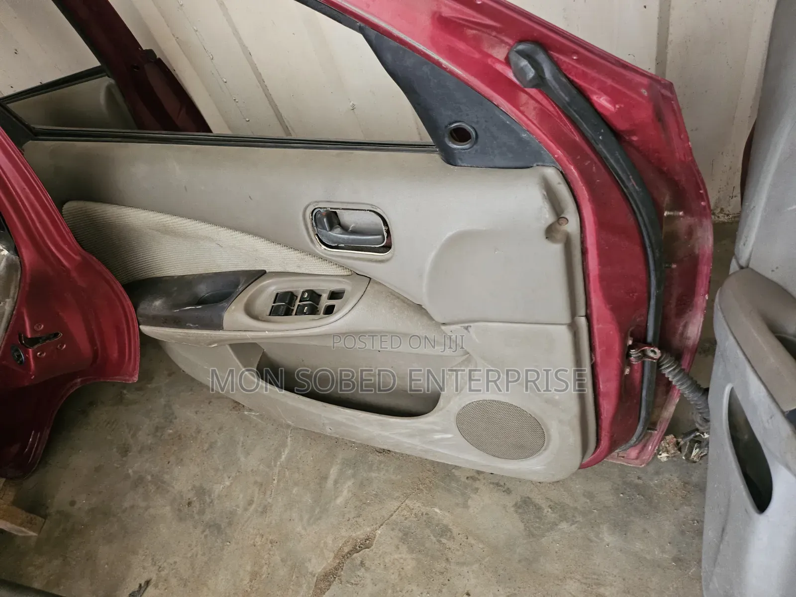 Nissan Almera 2002 Doors
