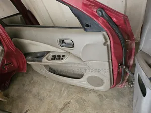 Nissan Almera 2002 Doors
