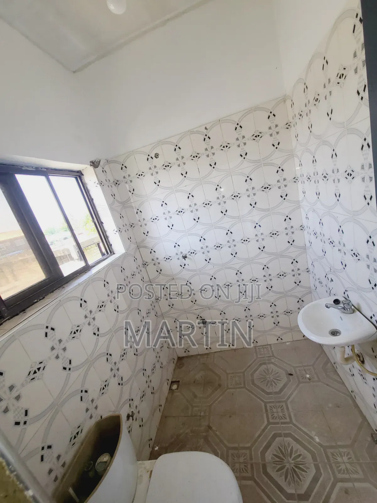 2bdrm Apartment in Teshie Malik, Tsui-Bleoo for rent