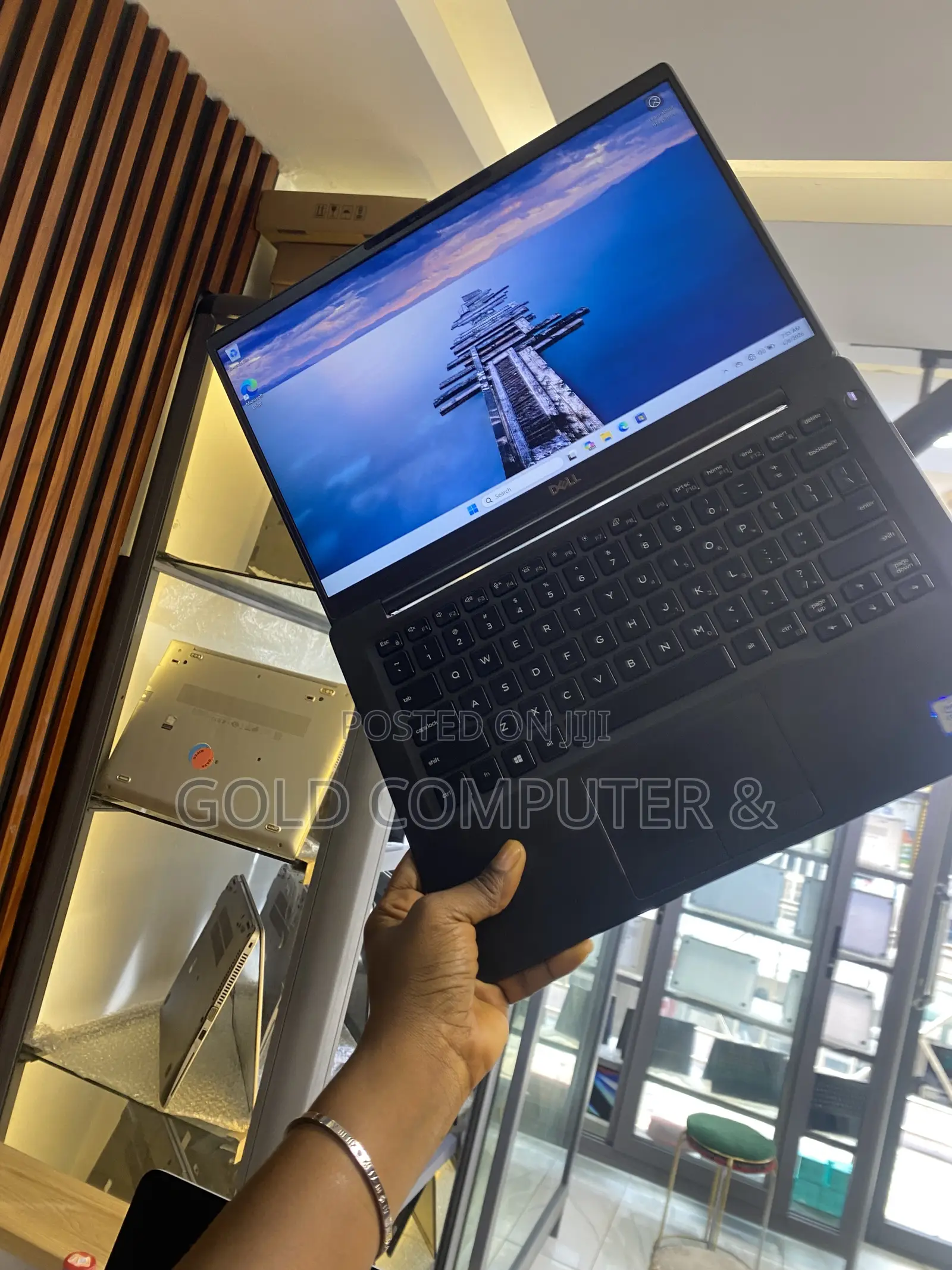 Laptop Dell Latitude 7400 8GB Intel Core i5 SSD 256GB