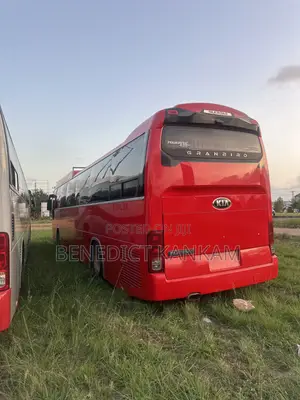 Kia Granbird 2014 Red