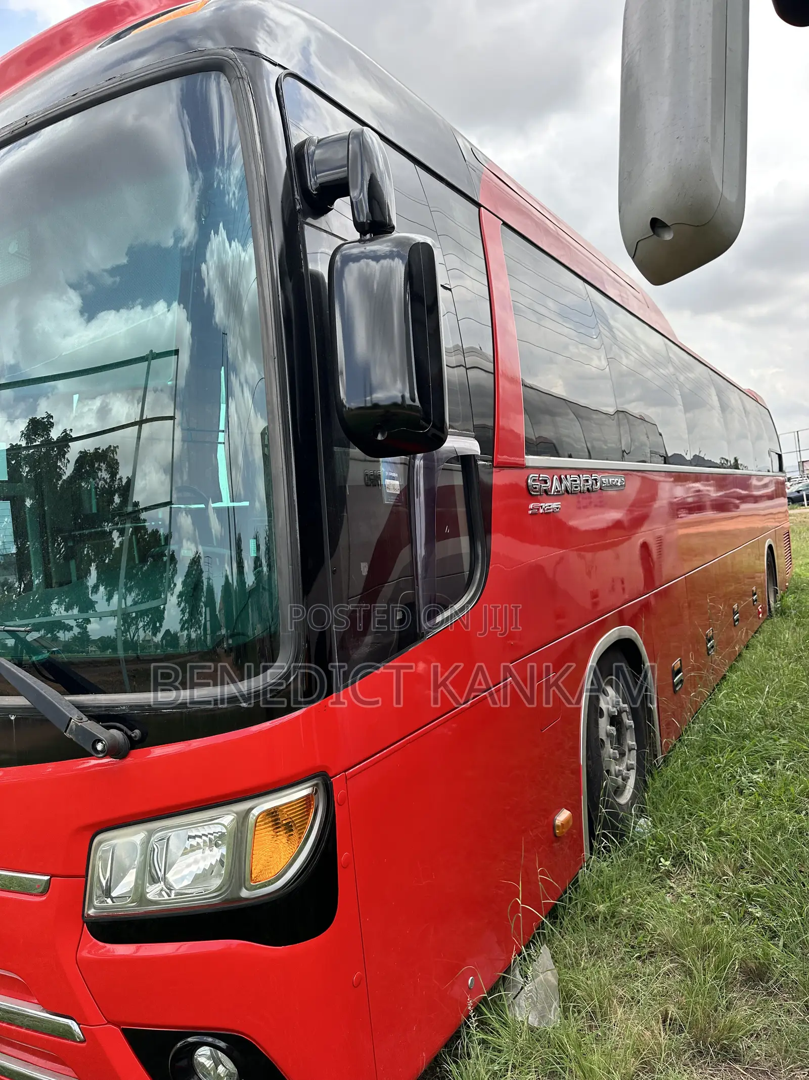 Kia Granbird 2014 Red