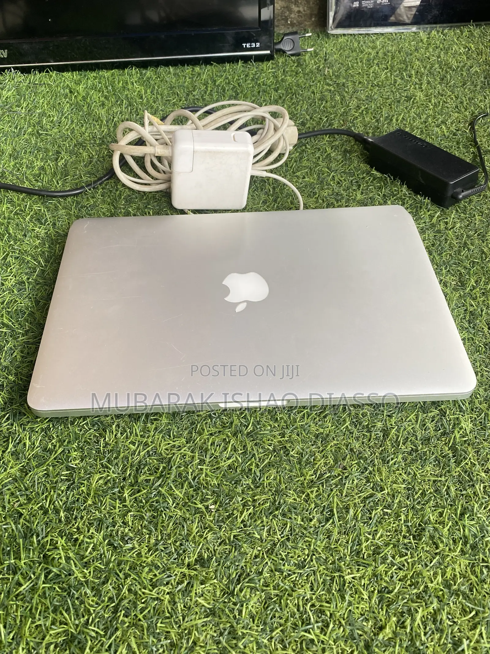 Laptop Apple MacBook Pro 8GB Intel Core i5 SSD 256GB