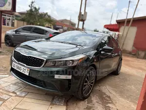 Kia Forte S Sedan 2017 Green