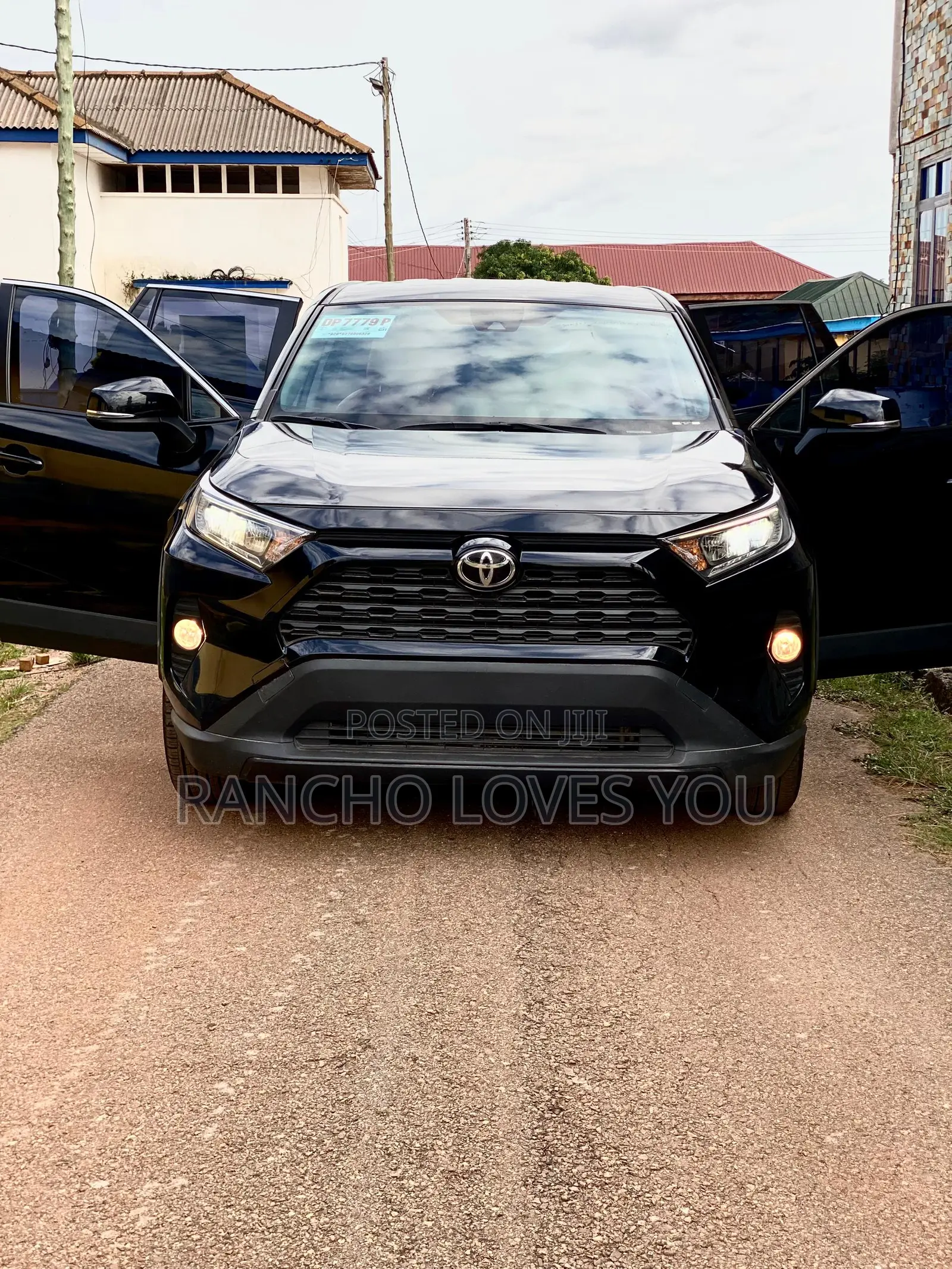 Toyota RAV4 XLE AWD 2019 Black