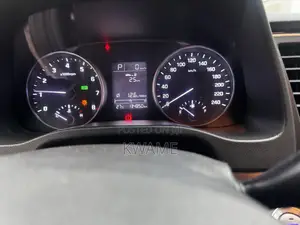 Hyundai Elantra 2017 Gray