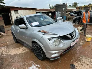 Nissan Juke NISMO RS 4dr Hatchback AWD (1.6L 4cyl Turbo CVT) 2015 Silver