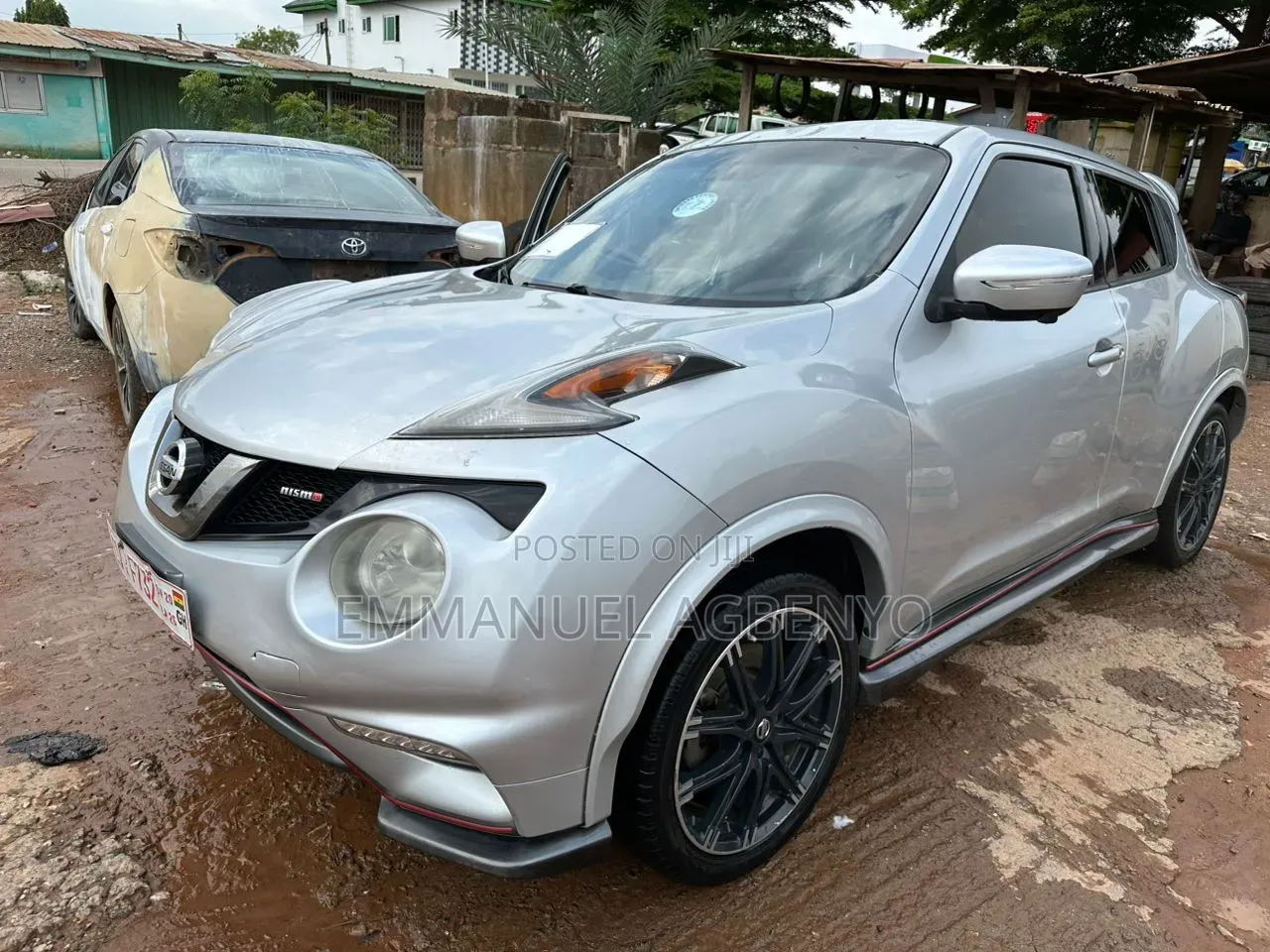 Nissan Juke NISMO RS 4dr Hatchback AWD (1.6L 4cyl Turbo CVT) 2015 Silver