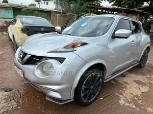 Nissan Juke NISMO RS 4dr Hatchback AWD (1.6L 4cyl Turbo CVT) 2015 Silver