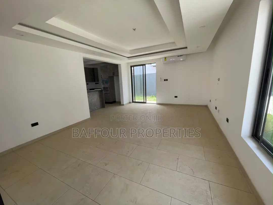 4bdrm House in East Legon for rent
