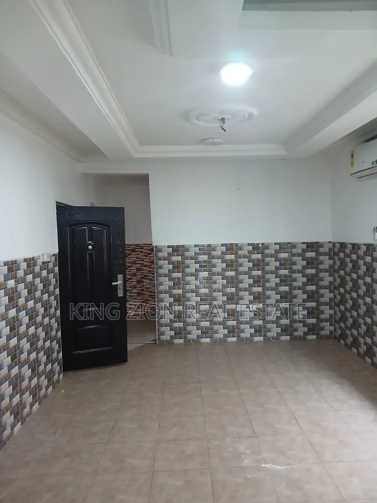 2bdrm Apartment in Kingzion Real, NIC for rent
