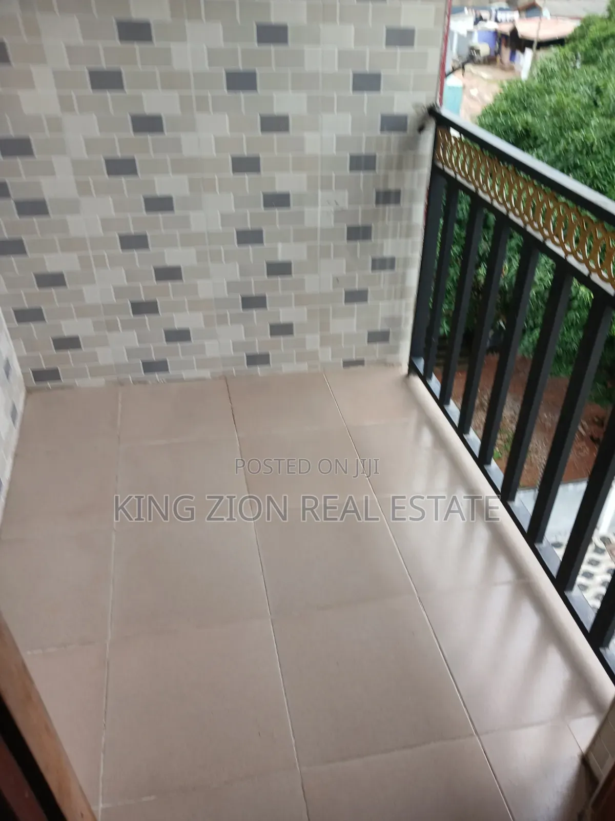 2bdrm Apartment in Kingzion Real, NIC for rent