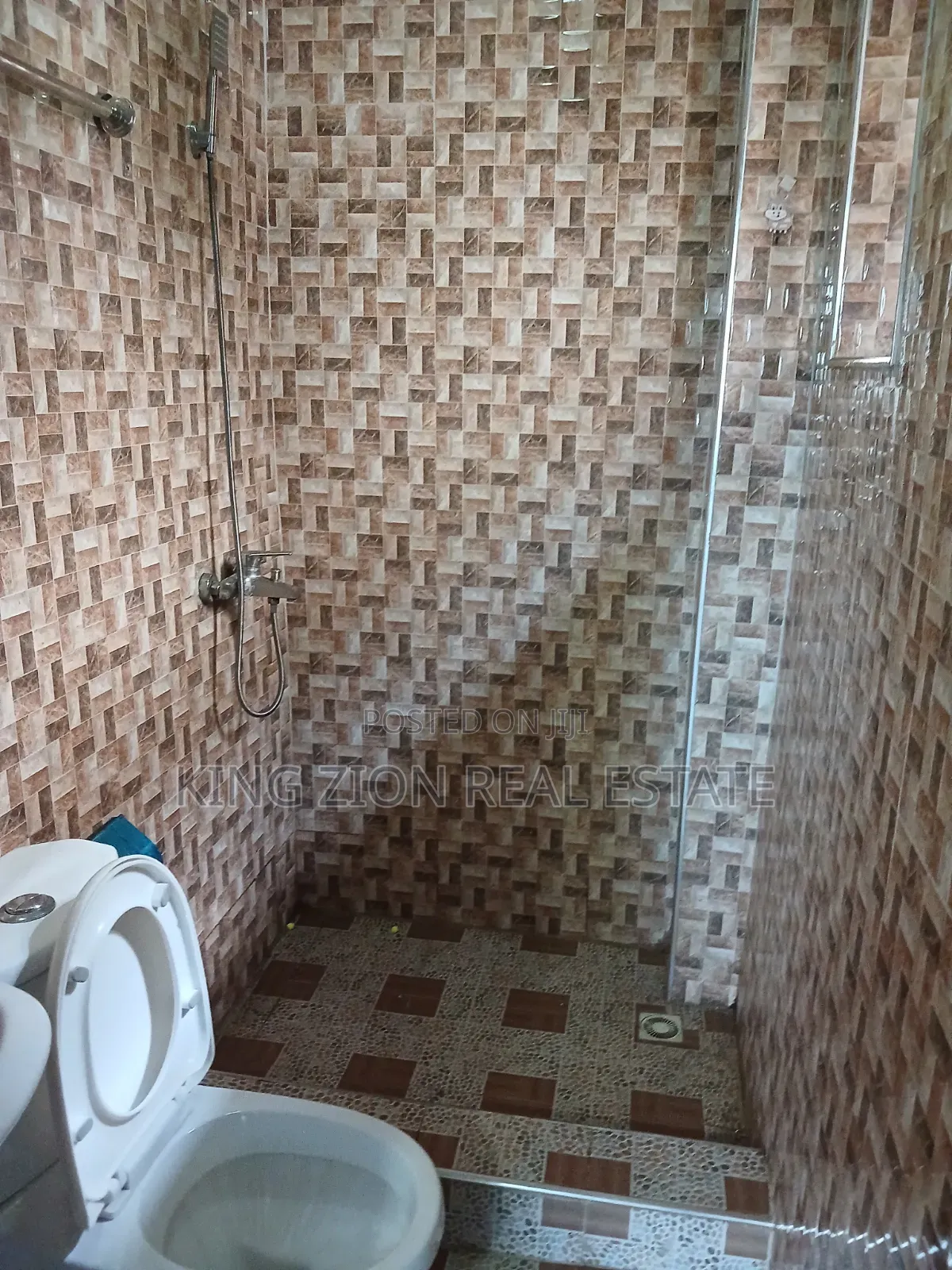 2bdrm Apartment in Kingzion Real, NIC for rent