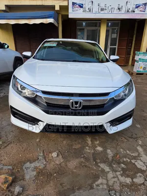 Honda Civic EX Sedan 2018 White
