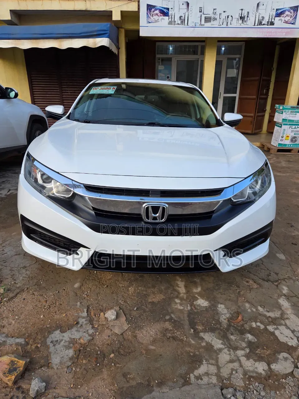 Honda Civic EX Sedan 2018 White