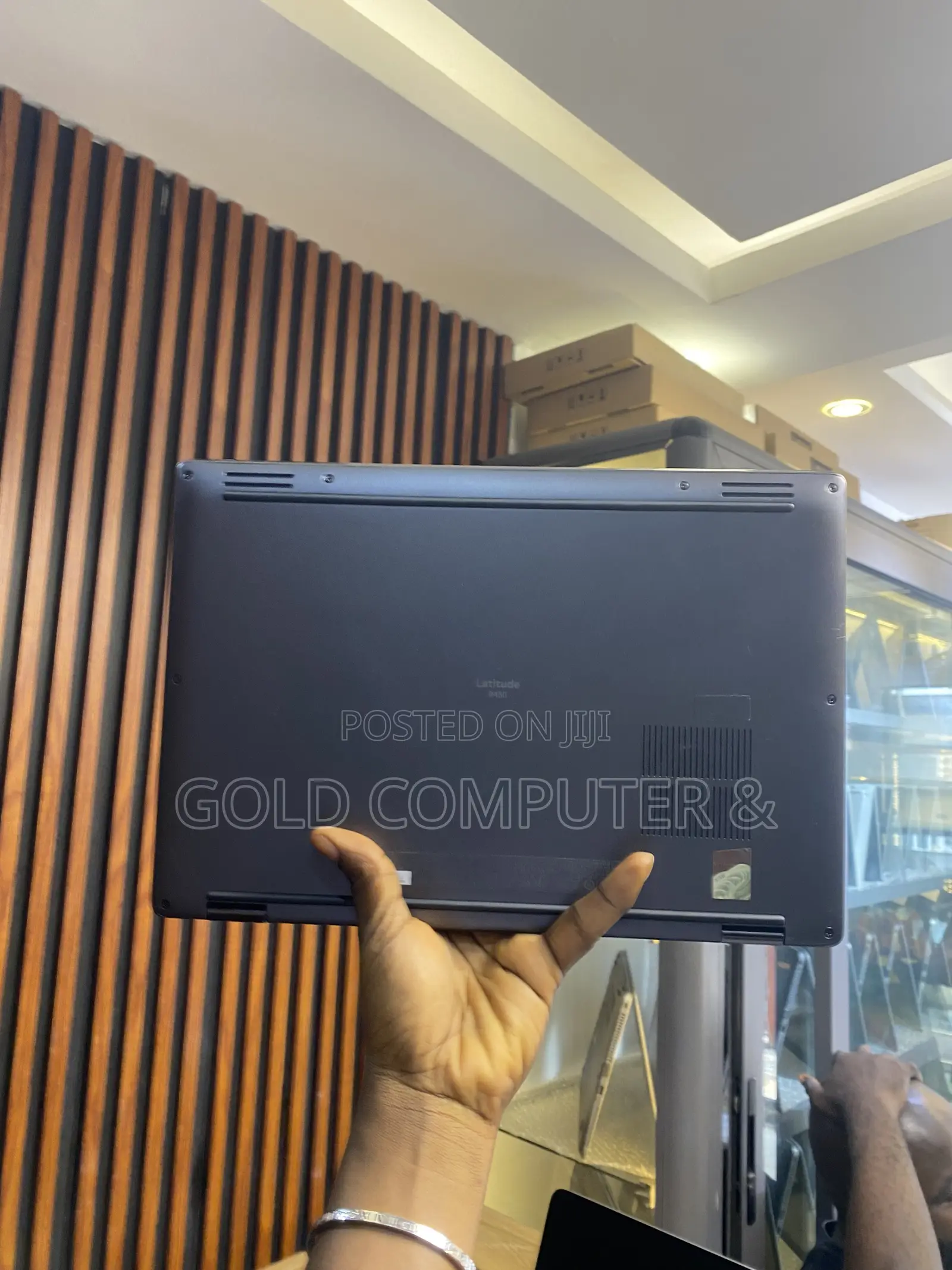Laptop Dell Latitude 9430 16GB Intel Core i7 SSD 256GB