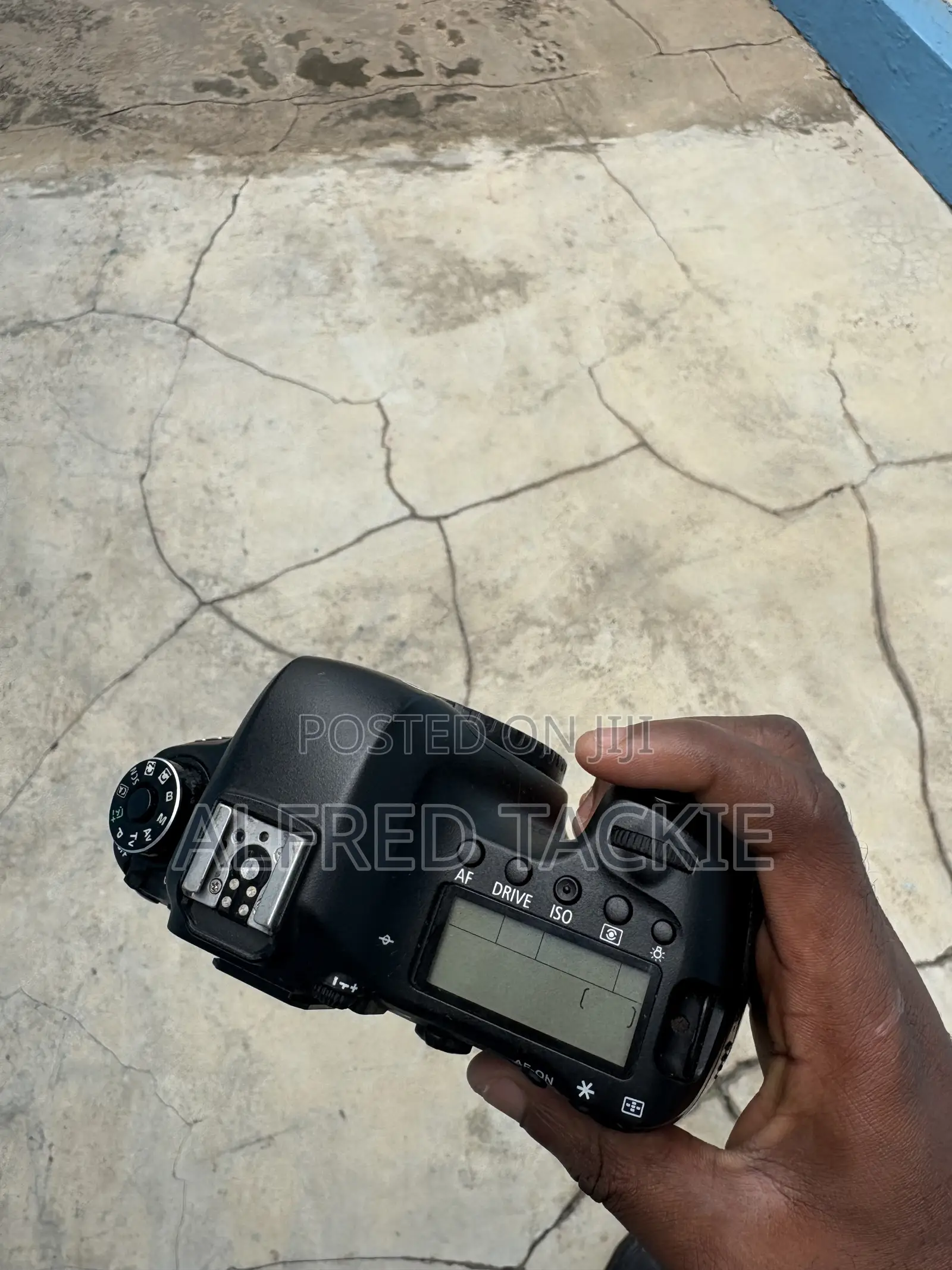Canon 6d With Silicon Cover and Battery