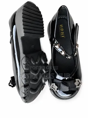 Quality Girls Bow / Butterfly Shoes