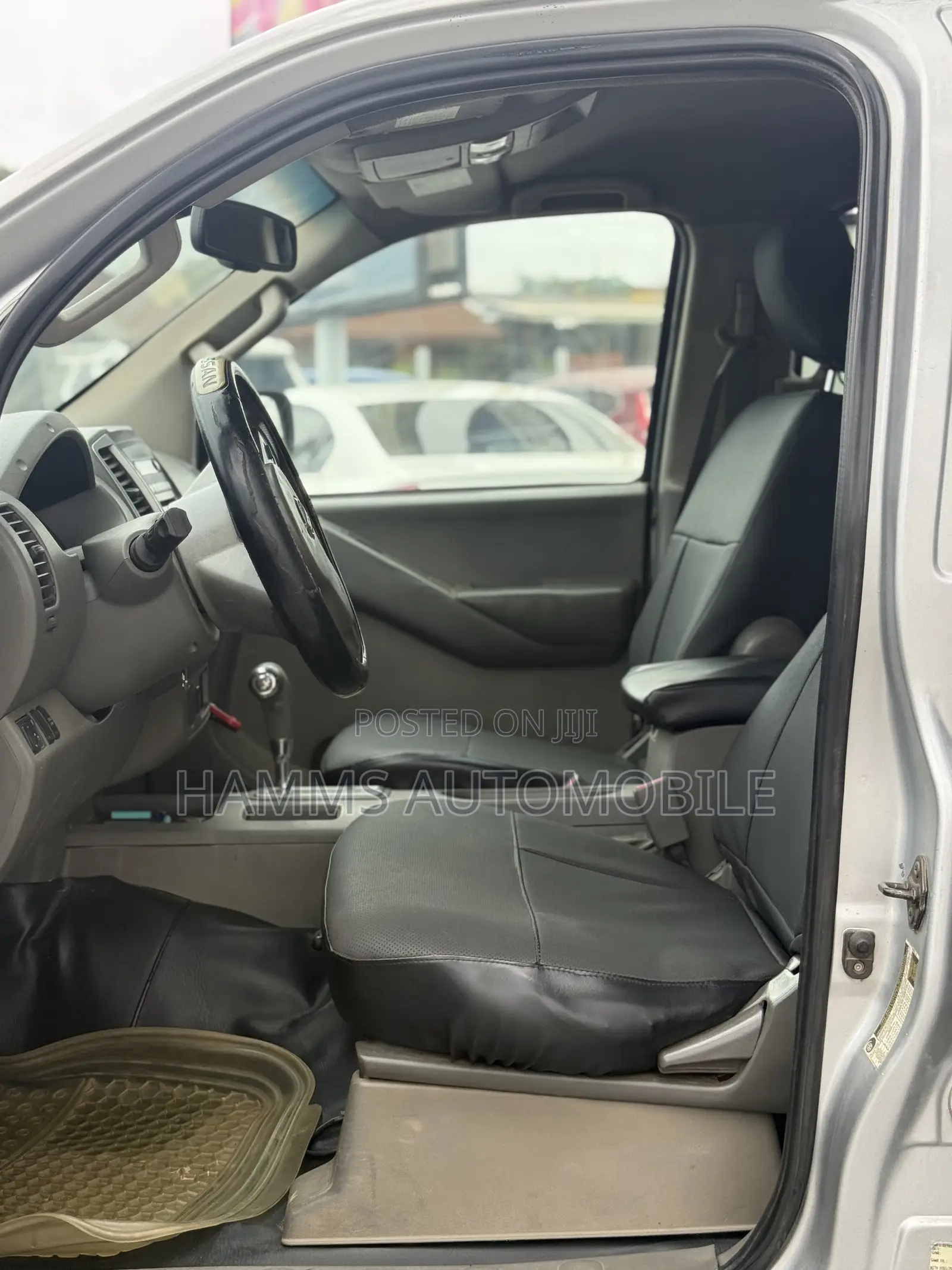 Nissan Frontier SV 4dr King Cab 6.1 ft. SB (2.5L 4cyl 5A) 2014 Silver