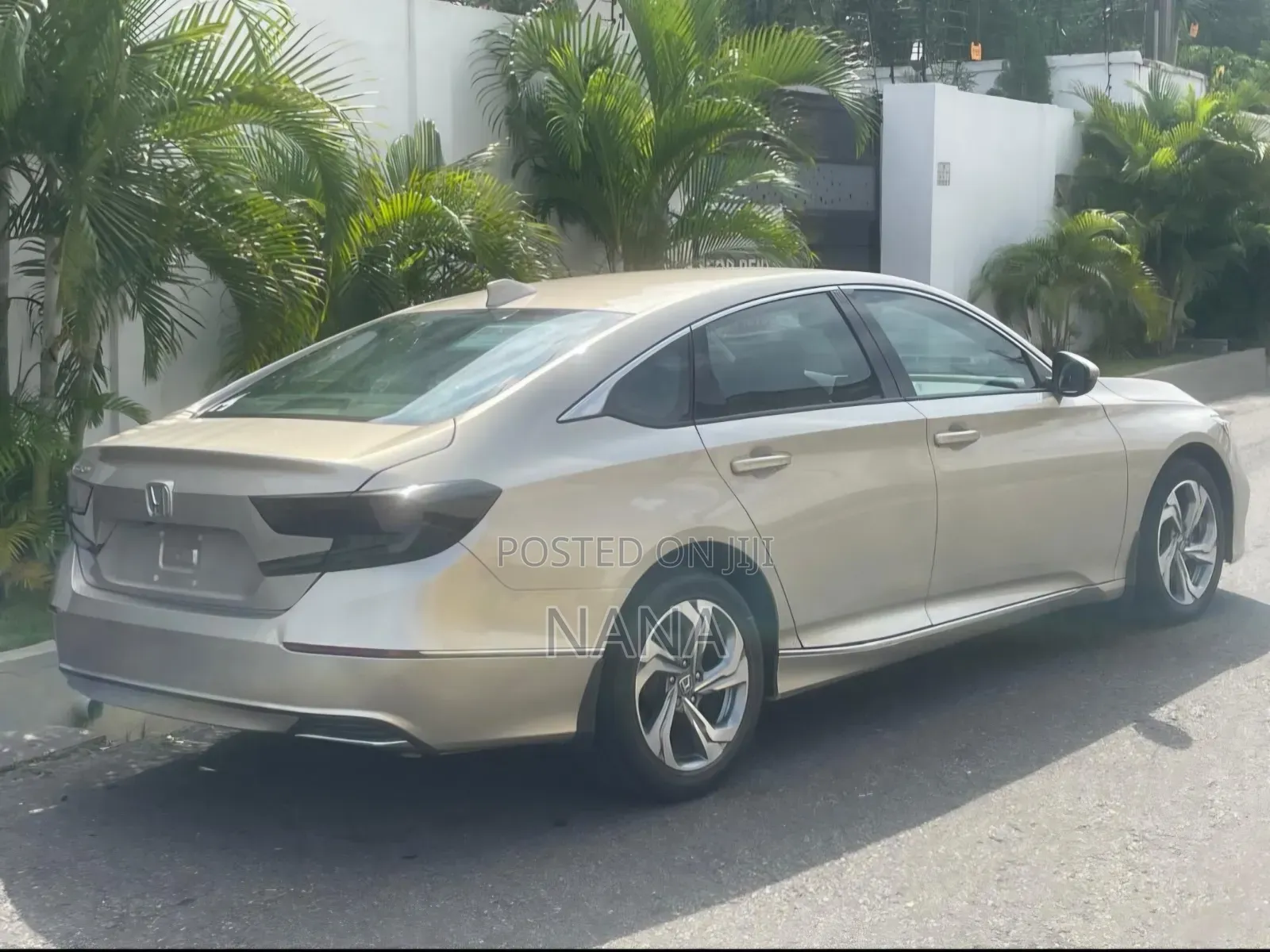 Honda Accord LX (1.5L 4cyl Turbo CVT) 2019 Gold