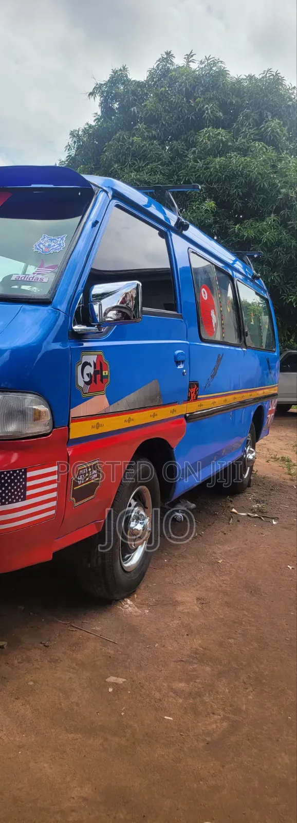 Hyundai H-100 2003 Blue
