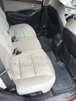 Hyundai Santa Fe GLS 4dr SUV AWD (3.3L 6cyl 6A) 2014 Red