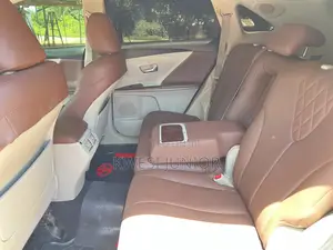 Toyota Venza V6 2010 Silver