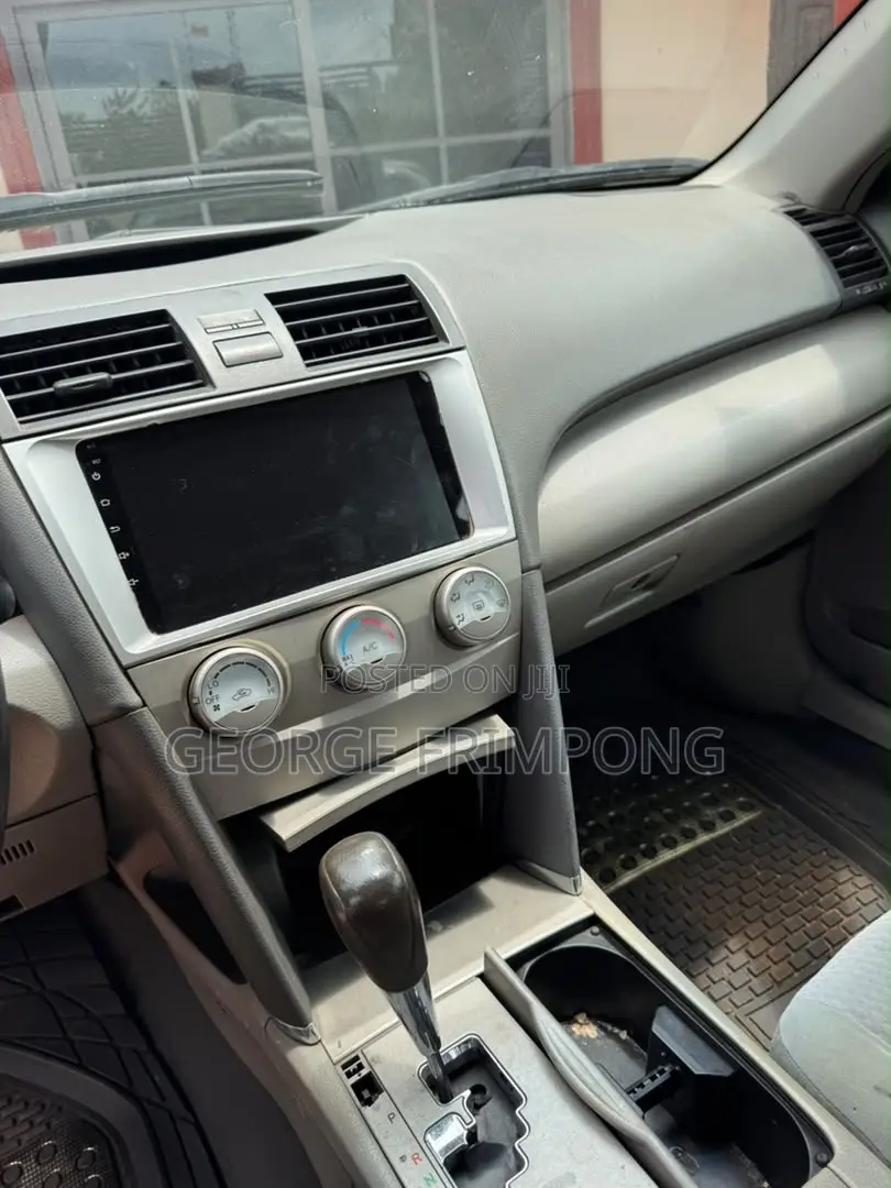 Toyota Camry 2010 Blue