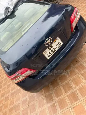 Toyota Camry 2010 Blue