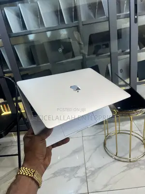 Laptop Apple MacBook Pro 2019 8GB Intel Core i5 SSD 256GB