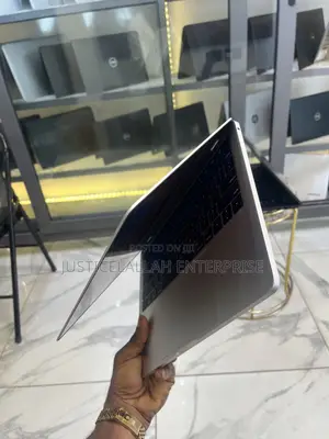 Laptop Apple MacBook Pro 2019 8GB Intel Core i5 SSD 256GB