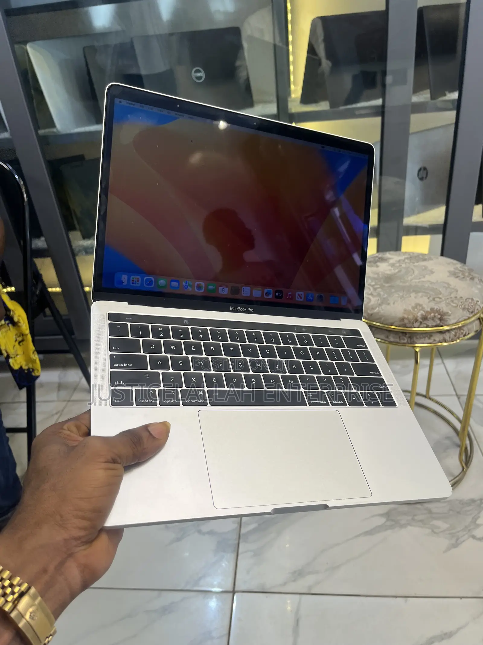 Laptop Apple MacBook Pro 2019 8GB Intel Core i5 SSD 256GB