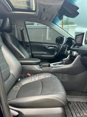 Toyota RAV4 XLE AWD 2023 Blue