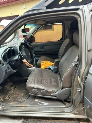 Nissan Xterra Automatic 2003 Gray