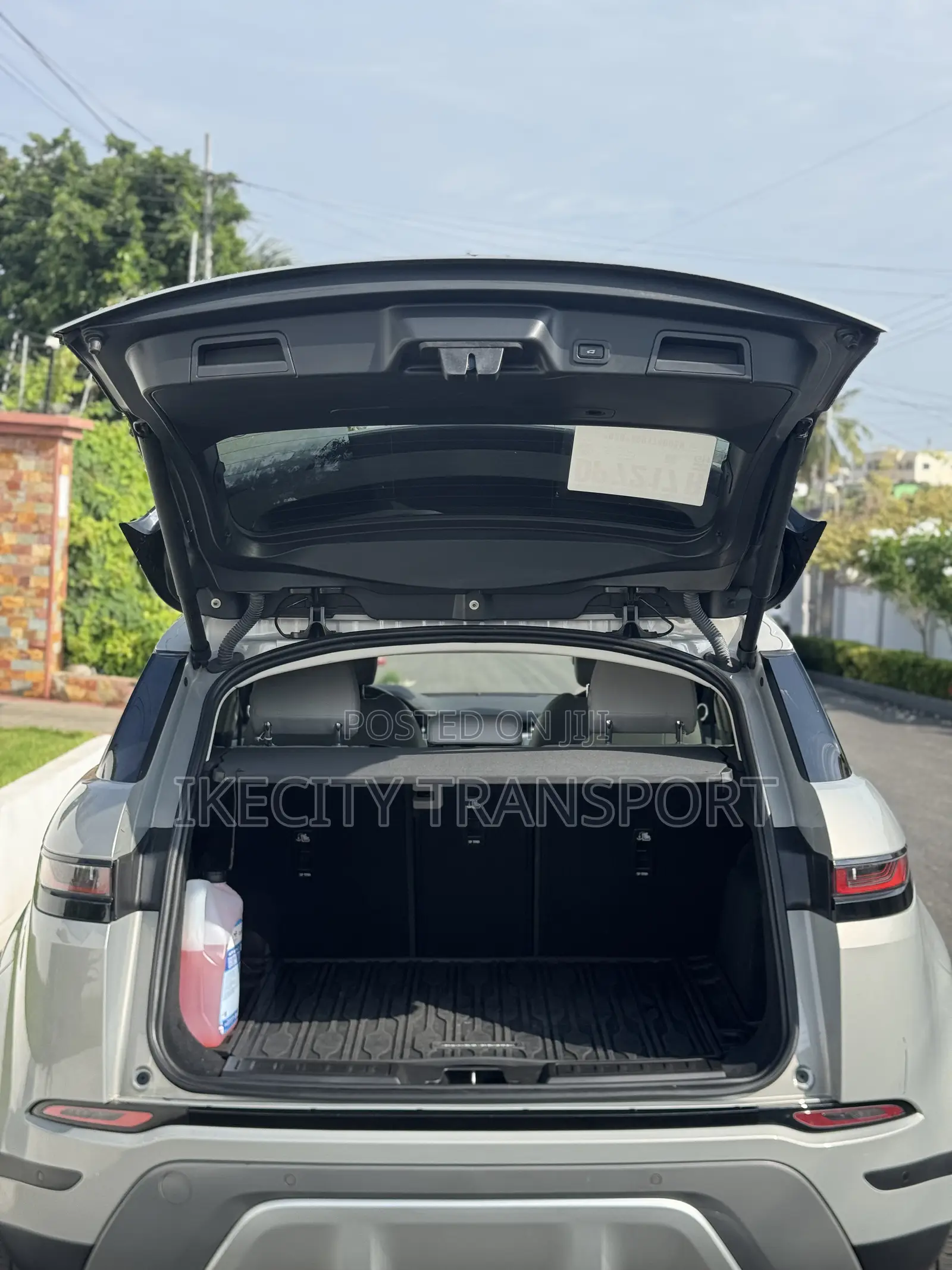 Land Rover Range Rover Evoque SE AWD 2020 Gray