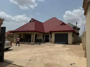 4bdrm Condo in Yabi, Kumasi Metropolitan for sale