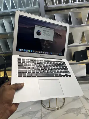 Laptop Apple MacBook 2013